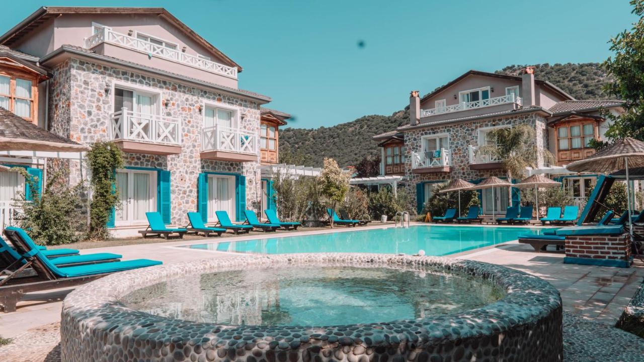 Orino Suites Cedit Exterior photo